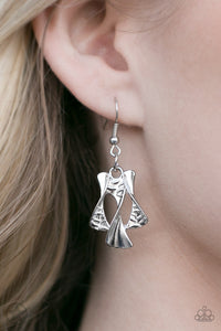 PAPARAZZI The Sands of Time - Silver - BLOCKBUSTER - $5 Jewelry with Ashley Swint