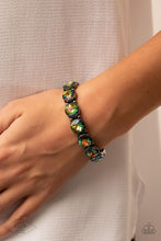 Load image into Gallery viewer, Paparazzi Glitzy Glamorous Multi OIL SPILL Bracelet