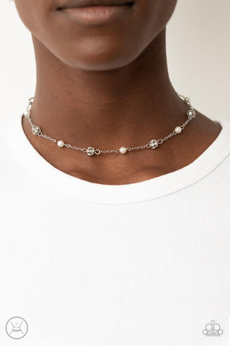 Rumored Romance - white Necklace & Earrings