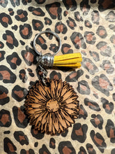Load image into Gallery viewer, Sunflower Keychain