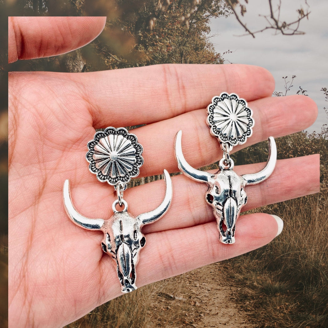 Western Style Metal Skull Bull Head - -Earring