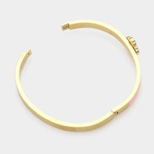 Load image into Gallery viewer, Quatrefoil Pointed Stainless Steel Hinged Bracelet