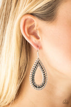 Load image into Gallery viewer, Paparazzi Mechanical Marvel - Silver Earring