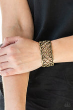Load image into Gallery viewer, Paparazzi The Big BLOOM - Brass - Stretchy Band - Bracelet - $5 Jewelry With Ashley Swint