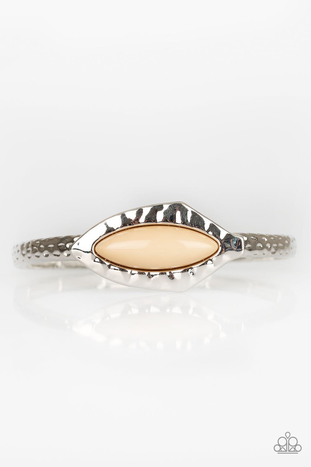 Paparazzi Mason Minimalism - Brown Soybean Bead - Silver Hammered - Stretchy Band Bracelet - $5 Jewelry With Ashley Swint