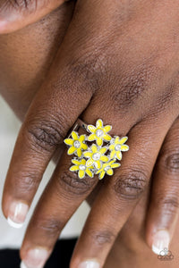 Paparazzi Blooming Bouquets - Yellow Daisy - Rhinestones - Ring - 2018 Exclusive piece from the Summer Party Pack! - $5 Jewelry with Ashley Swint