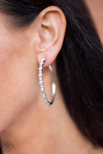 Load image into Gallery viewer, Paparazzi Accessories - Fiercely 5th Avenue - Complete Fashion Fix / Trend Blend Set Exclusive January 2020 - $5 Jewelry with Ashley Swint