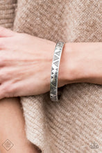 Load image into Gallery viewer, Paparazzi - Fox In The Henhouse - Bracelet