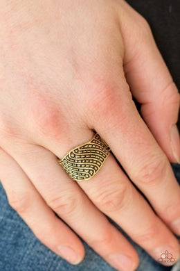 Paparazzi Desert Waves - Brass - Ring