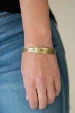 Load image into Gallery viewer, PAPARAZZI Dandelion Dreamland - Brass - $5 Jewelry with Ashley Swint