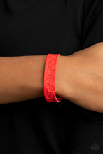 Load image into Gallery viewer, PRE-ORDER - Paparazzi Follow The Wildflowers - Red - Bracelet - $5 Jewelry with Ashley Swint