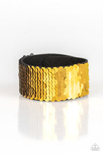 Load image into Gallery viewer, paparazzi Mer-mazingly Mermaid - Gold bracelet - $5 Jewelry with Ashley Swint