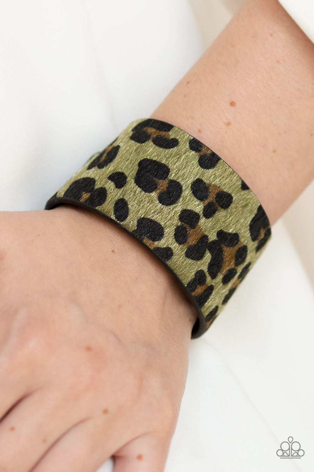 PAPARAZZI Cheetah Cabana - Green - $5 Jewelry with Ashley Swint