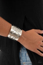 Load image into Gallery viewer, Paparazzi Get Your Bloom On - Silver - Leather Bracelet - $5 Jewelry with Ashley Swint