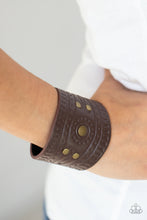 Load image into Gallery viewer, PRE-ORDER - Paparazzi Orange County - Brass - Bracelet - $5 Jewelry with Ashley Swint