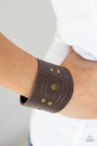 PRE-ORDER - Paparazzi Orange County - Brass - Bracelet - $5 Jewelry with Ashley Swint