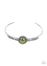 Load image into Gallery viewer, Paparazzi PIECE of Mind - Green - Bracelet