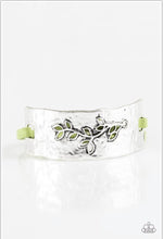 Load image into Gallery viewer, Paparazzi Branching Out - Green Bracelet