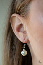 Load image into Gallery viewer, PRE-ORDER - Paparazzi Posh Boss - White - Necklace &amp; Earrings - $5 Jewelry with Ashley Swint