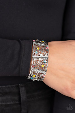 Paparazzi Spring Greetings - Multi - Stretchy Bracelet