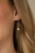 Load image into Gallery viewer, PRE-ORDER - Paparazzi Gallery Goddess - Silver - Necklace &amp; Earrings - $5 Jewelry with Ashley Swint