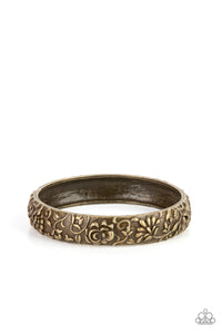 PRE-ORDER - Paparazzi Victorian Meadow - Brass - Bracelet - $5 Jewelry with Ashley Swint