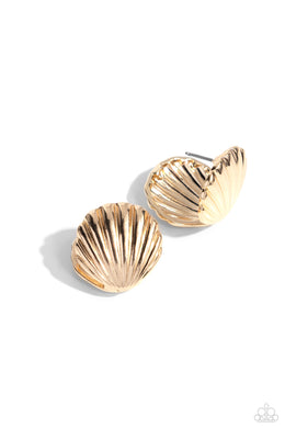Paparazzi Seashell Surprise - Gold Earrings