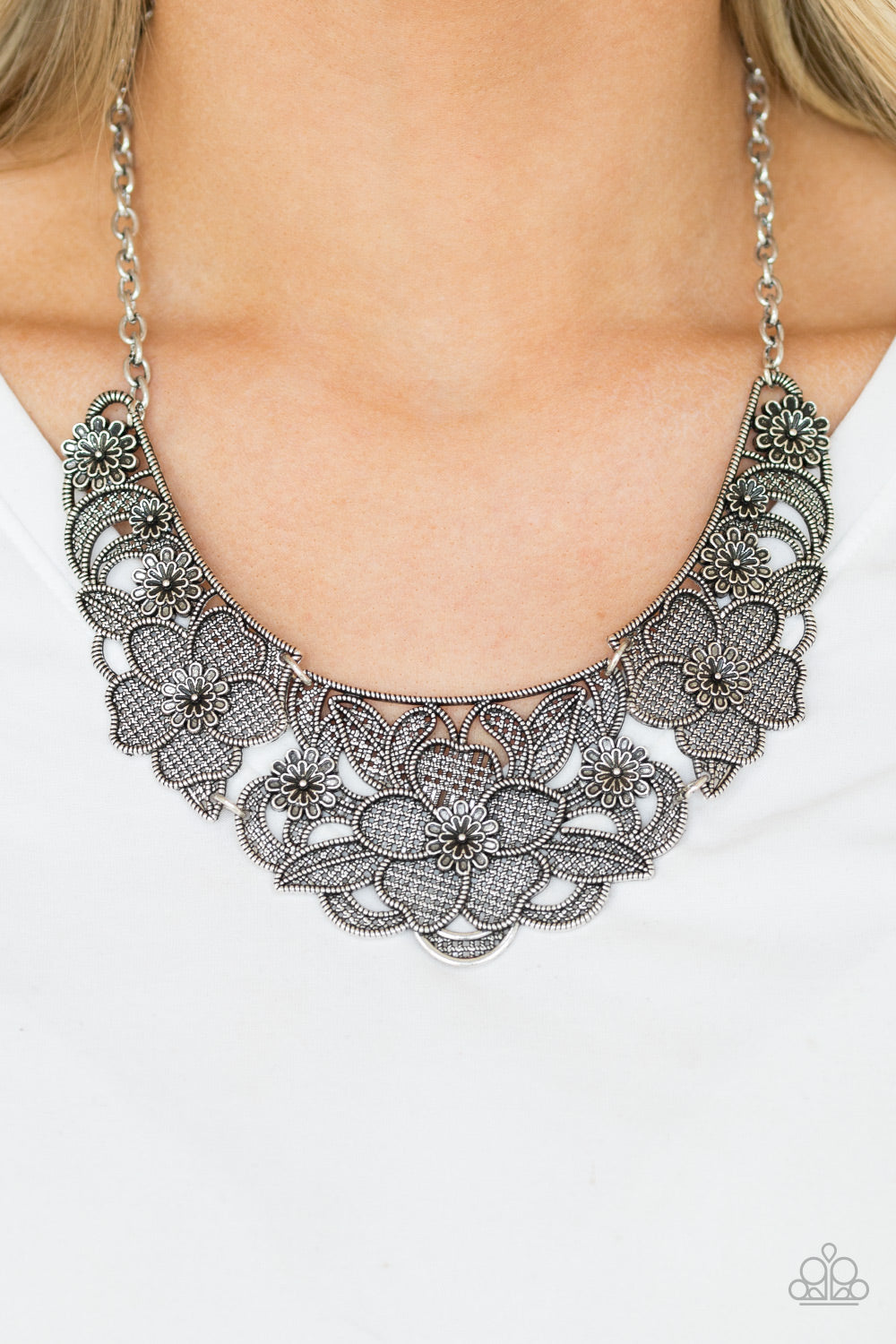 Paparazzi Petunia Paradise - Silver - Flower Necklace and matching Earrings - $5 Jewelry With Ashley Swint