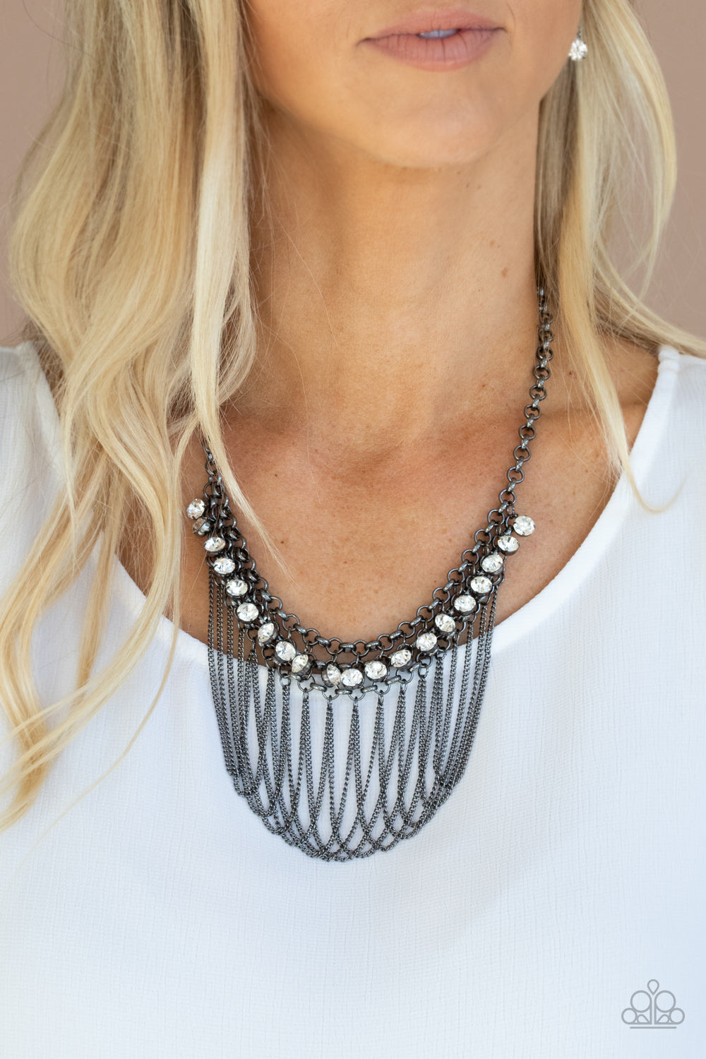 PRE-ORDER - Paparazzi Flaunt Your Fringe - Black - Necklace & Earrings - $5 Jewelry with Ashley Swint