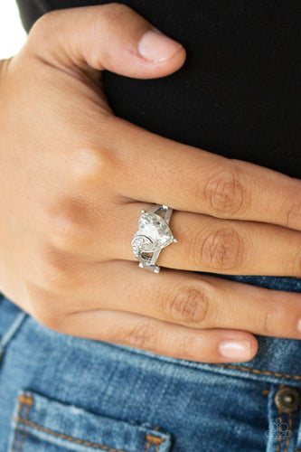 PRE-ORDER - Paparazzi Romantic Reverie - White - Ring - $5 Jewelry with Ashley Swint