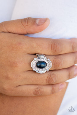 PRE-ORDER - Paparazzi Titanic Twinkle - Blue - Ring - $5 Jewelry with Ashley Swint