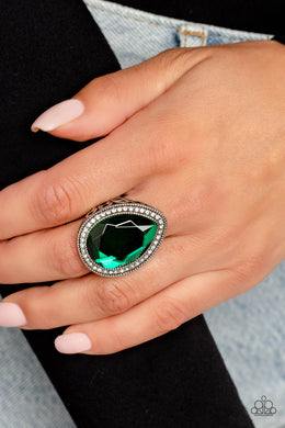 Paparazzi Illuminated Icon - Green Ring New arrival