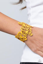 Load image into Gallery viewer, Paparazzi Butterfly Breeze - Yellow - Snap Bracelet